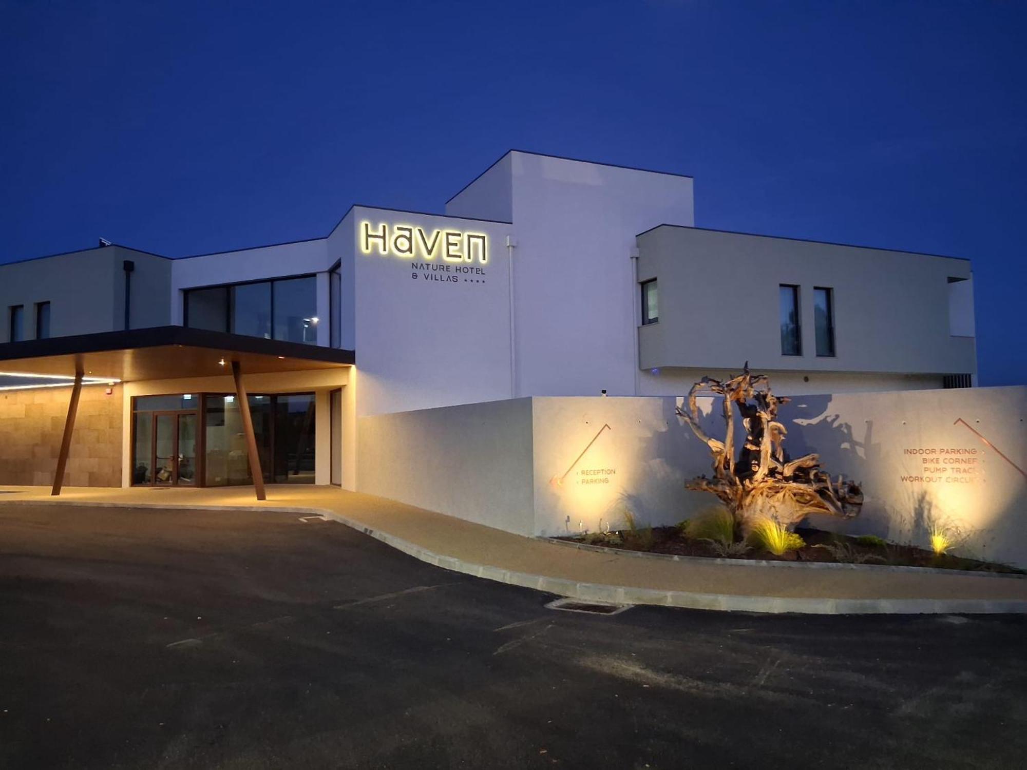 Haven Nature Hotel & Villas Batalha Luaran gambar